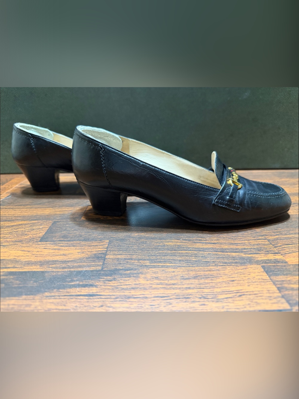 Vintage Gucci Black Leather Horsebit Loafers with Red-Green Stripe - Picture 6 of 8